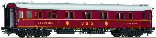 Express Train Sleeping car type Hecht of DSG<br /><a href='images/pictures/Roco/44452.jpg' target='_blank'>Full size image</a>